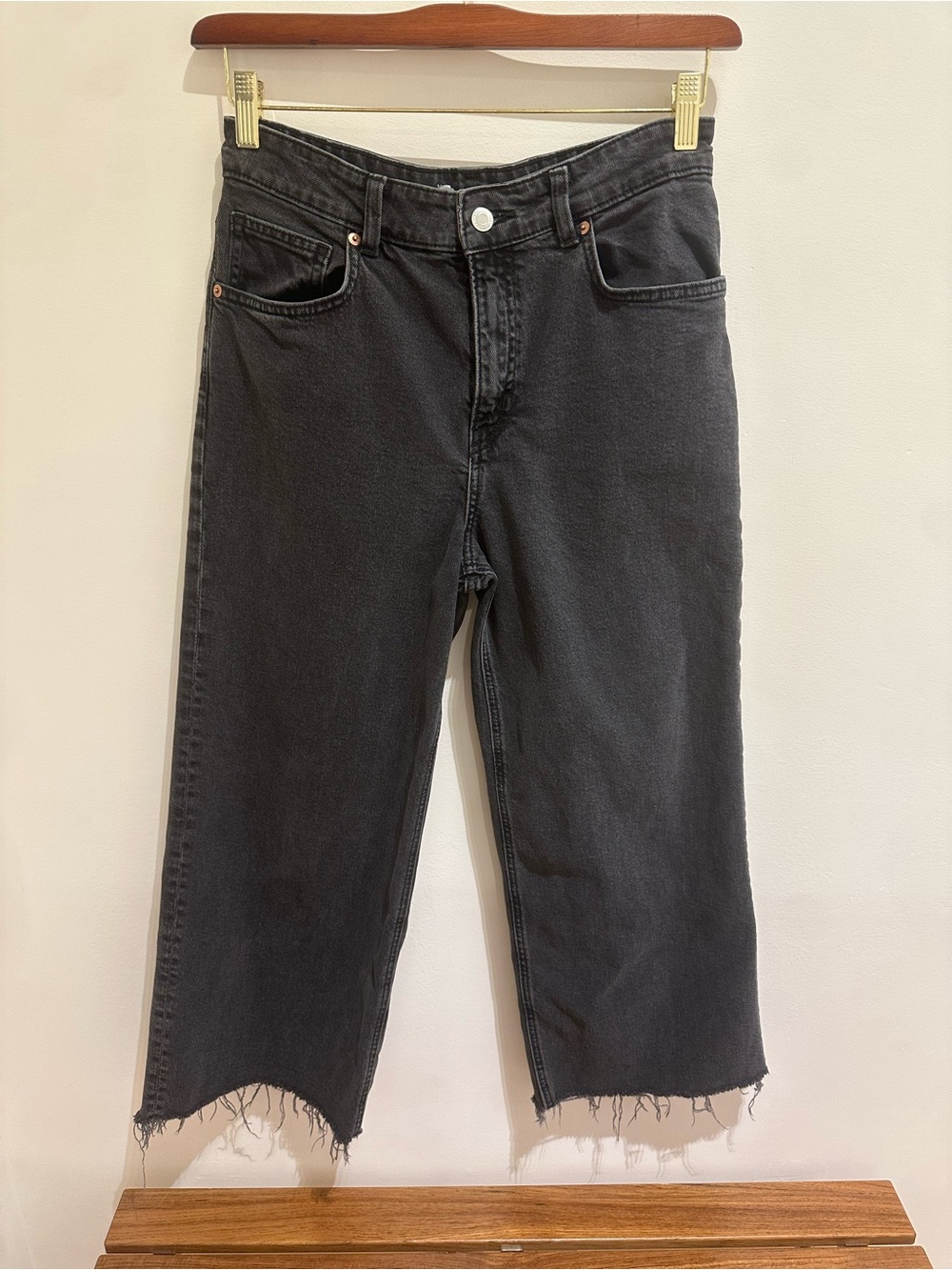 H&M Black / Grey Wide-Leg High Waist Frayed Hem Jeans 8